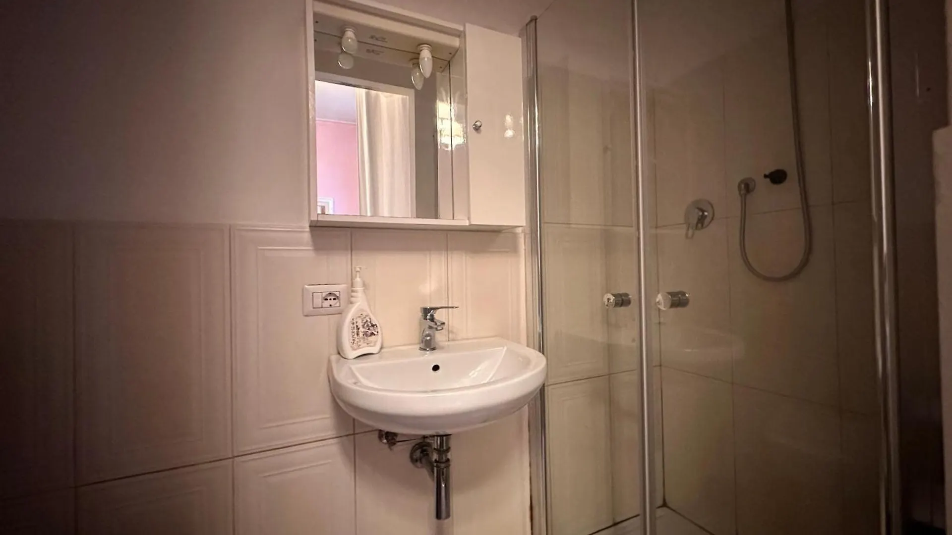 Locanda San Lorenzo Florence Bed & Breakfast